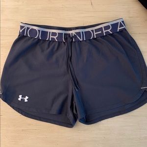 Under armor play up shorts